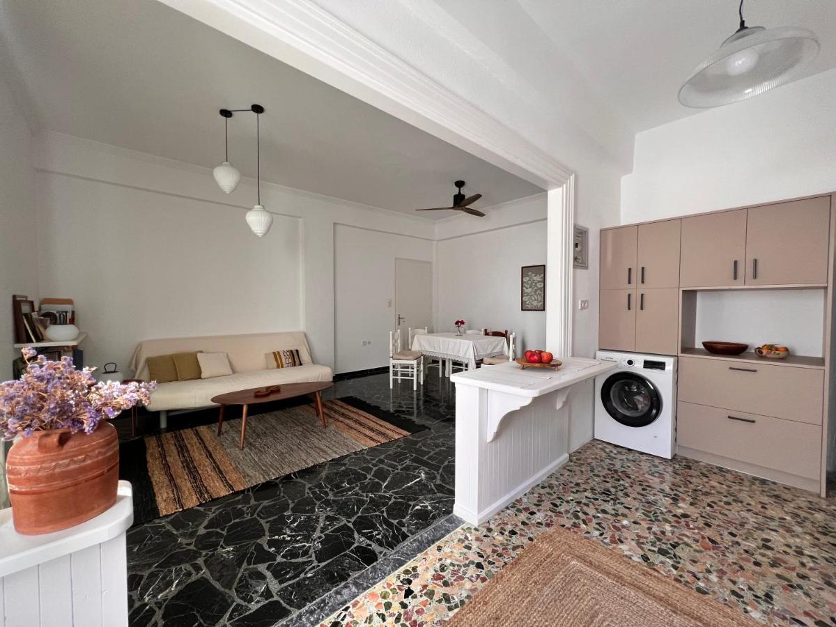 Apartment In Paros Bagian luar foto